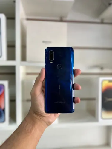 MOTOROLA ONE 128 GB