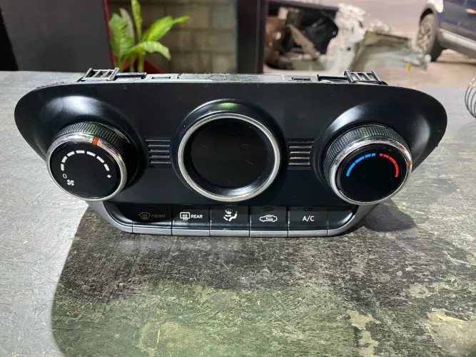 Comando Ar Condicionado Hyundai Hb20 2020 2021 Original 