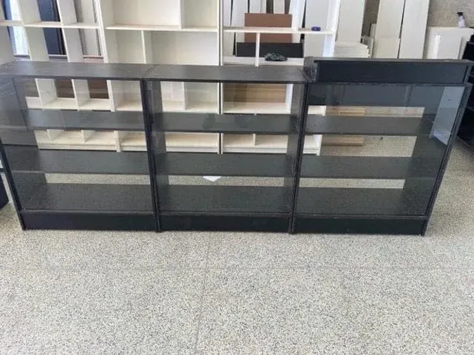 Balcão caixa vitrine + Balcão vitrine MDF 255 cm