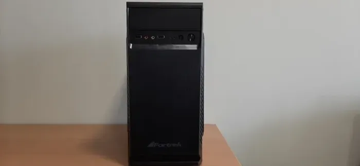 CPU Desktop - Dual Core Windows 10 Pro