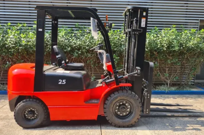 Empilhadeira Nova 2,5ton Diesel Triplex 4,70mts - deslocador 5x S/ Juros!