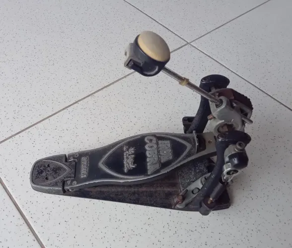Pedal Tama p900