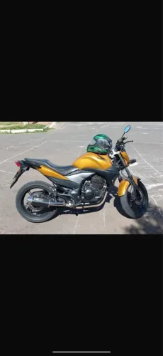 HONDA CB300 ANO 2011 PNEUS NOVOS 