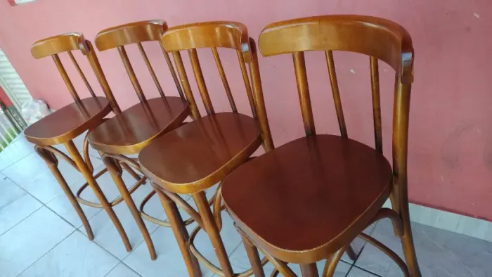 ? Cadeiras Thonart Originais - Design Clássico em Madeira Maciça