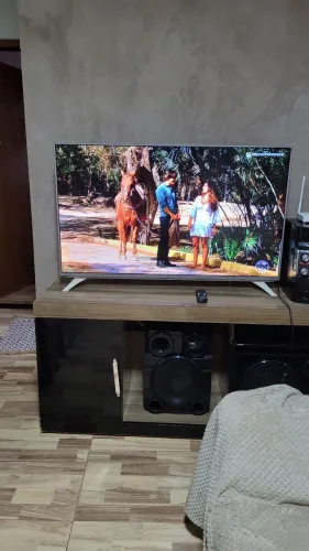 Televisão LG Led 49 polegadas 