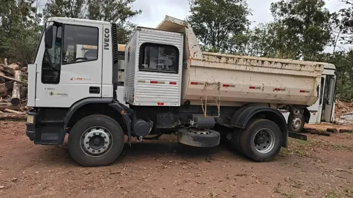 IVECO EUROCARGO 170E22 - BASCULANTE C/ CABINE SUPLEMENTAR
