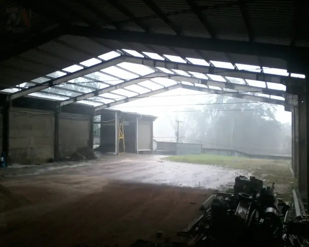 GALPÃO COMERCIAL PRÓXIMO A BR 316! Localizado na Avenida João Paulo II (Premac). Medindo 4