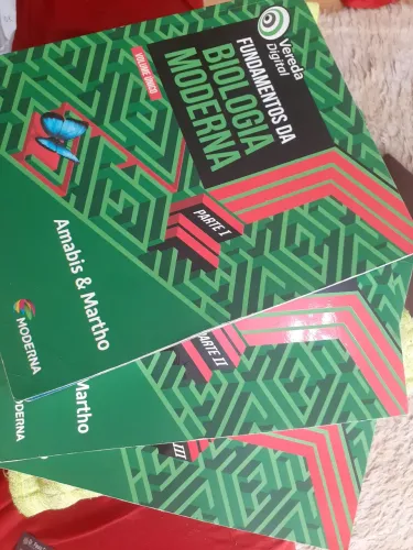 Livro Fundamentos da Biologia Moderna com 3 partes. LEIA A DESCRIÇÃO