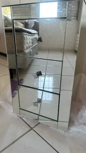 Gaveteiros de Vidro para Quarto