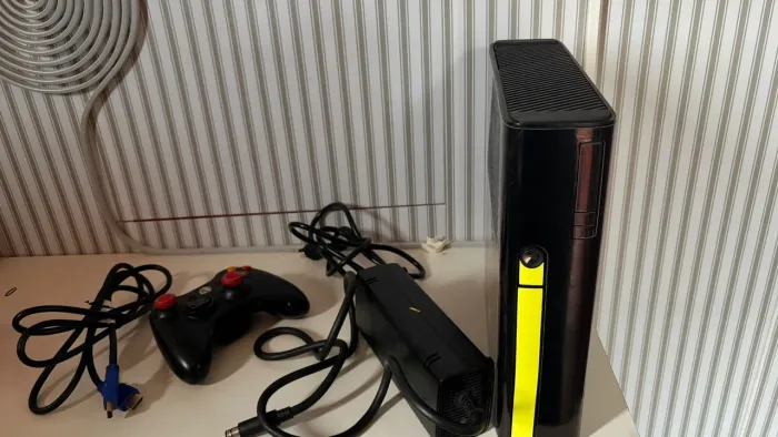 Xbox 360 slim