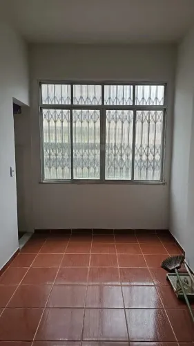 Imóvel para aluguel tem 30 metros quadrados com 1 quarto em Grajaú - Rio de Janeiro - RJ