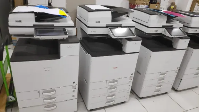 Impressora Multifuncional Ricoh laser colorida A3 IMC2000-IMC2500-MPC3004-MPC3504