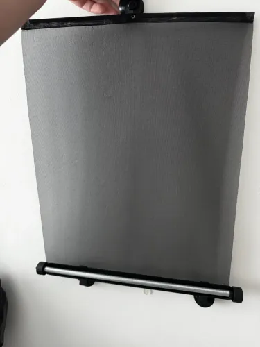 Protetor solar retrátil para veículos