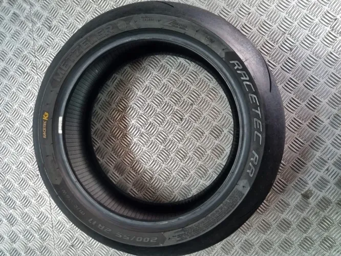Par de Pneus BMW S1000 RR METZELER RACETEC