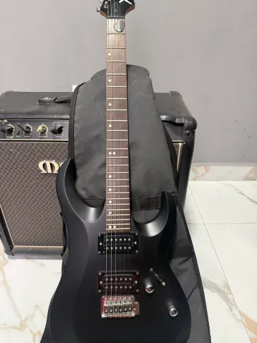 Guitarra XCort x1