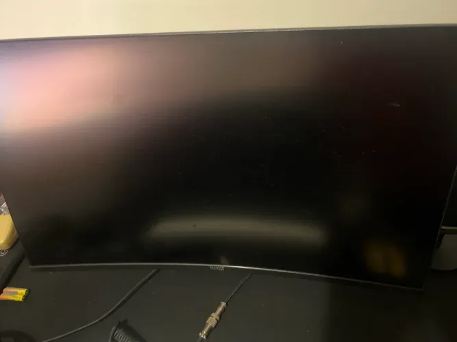 Monitor gamer 240 hz curvo em perfeito estado (ler legenda)