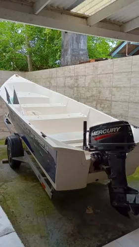 BARCO DE FIBRA SHARK 5.0 COM MOTOR 30HP