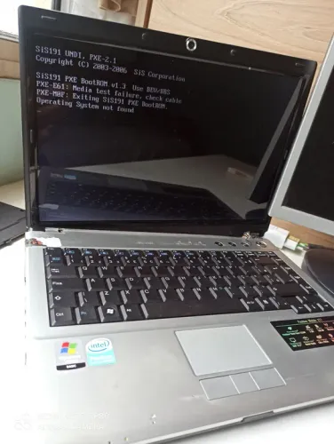 Notebook mobile.  ( Ler o anúncio)