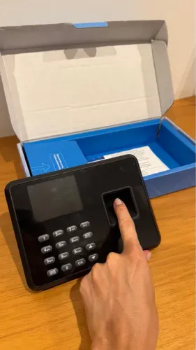 Relógio de Ponto Biométrico Digital (Leitor de Impressão Digital)