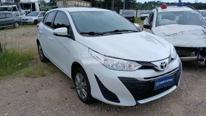 SUCATA TOYOTA YARIS 2021