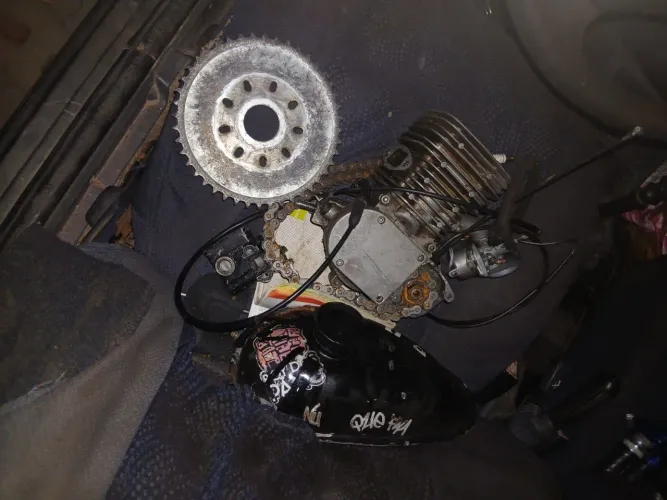 Vendo motor de motorizada 100cc