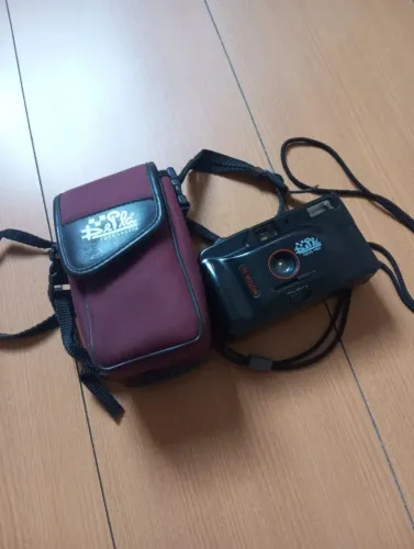 PARA COLECIONADORES CÂMERA FOTOGRÁFICA ANALÓGICA YASHICA