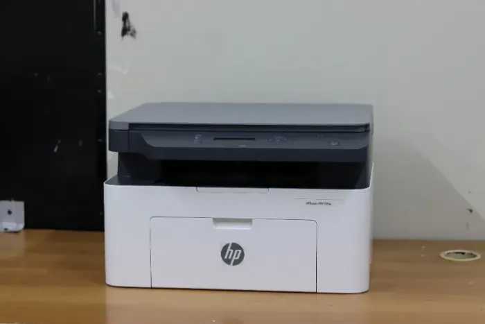 Impressora Multifuncional HP Laser Monocromática, MFP, 135A - BRBSQ7B0RB