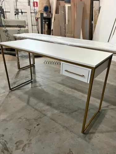 Escrivaninha em Metalon e MDF - 78x140x50 Fabricamos sob medidas