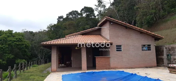 Sítio com 4 dormitórios à venda, 20238 m² por R$ 980.000,00 - Lagoa Nova - Guararema/SP