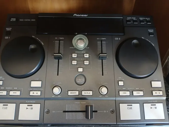 Mixer mesa de som profissional Pioneer! Para quem conhece!