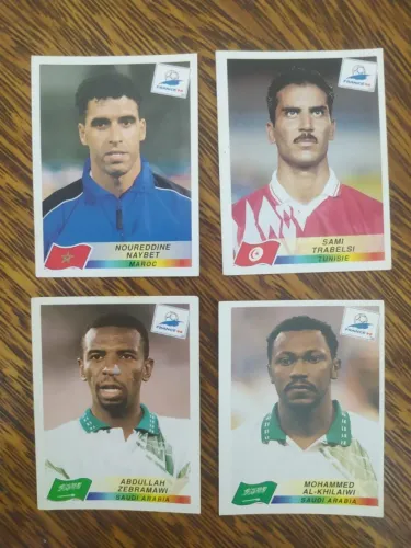 Conjunto De Figurinhas Da Copa De 1998 De Seleções Árabes
