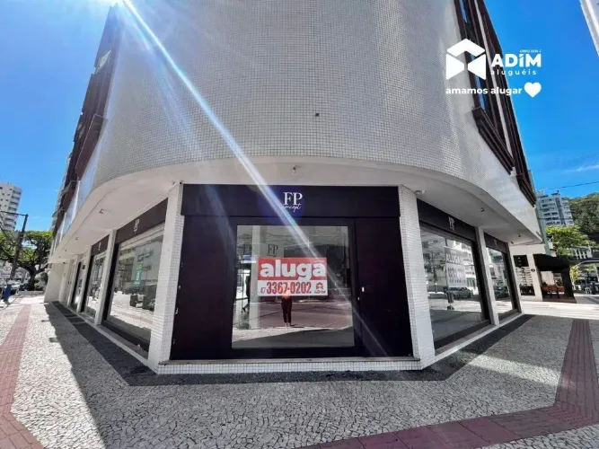 Aluguel Anual: Sala comercial reformada na Avenida Brasil com 257 metros - Balneário Cambo