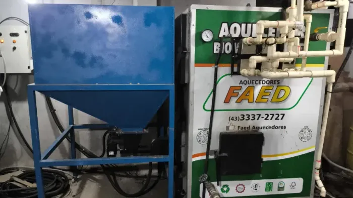 Aquecedor de Agua  Biomassa Pellet Automatico FAED 100.000 kcal/h