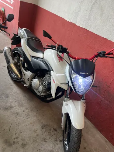 CB 300 2014 Vitória motors leia o anúncio