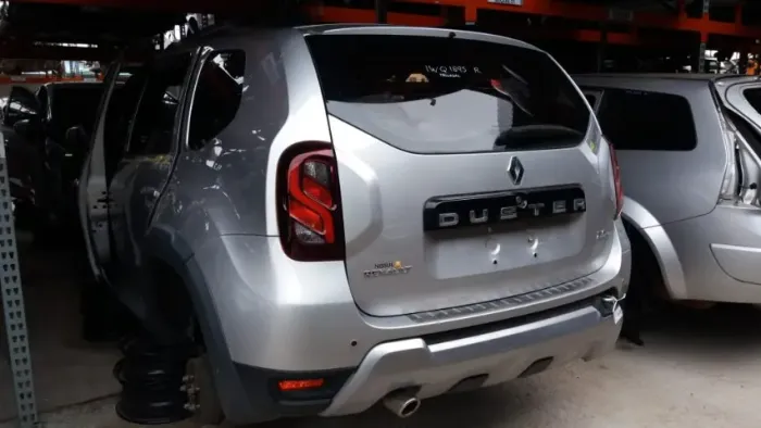 Peças Duster 2.0 2016 Capo Porta Farol Airbag Motor Retrovisor Lanterna Parachoque Sucata