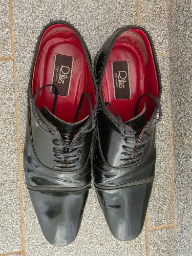 Sapato em couro Ritz,..