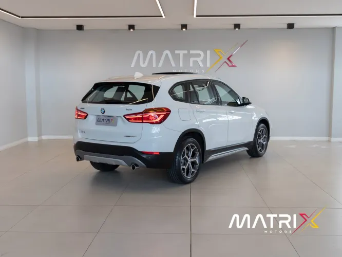 BMW X1 SDRIVE 20i 2.0 16V
