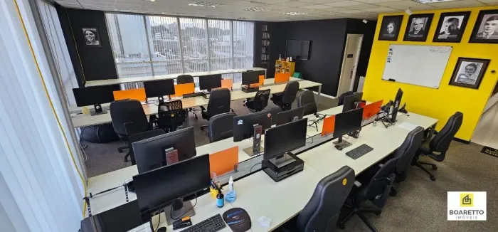 Escritório 28 Lugares + Sala reunião privativa no América