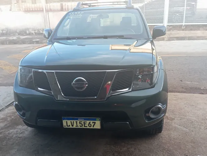 Nissan Frontier SV At.cd 4X4 2.5 TB Diesel Mec. 2014