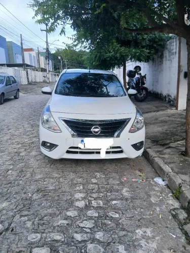 Nissan Versa SL 1.6 16V Flexstart 4P Aut. 2020