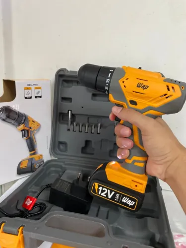 Parafusadeira e Furadeira À Bateria WAP WF 12k3.2 Com Maleta an11