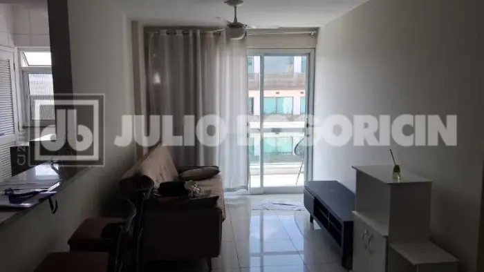 Apartamento : Padrão / Residencial / Freguesia (Jacarepaguá)/3quartos/suite/varandao/2 ban