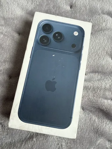 IPHONE 17 PRO - 1 TB