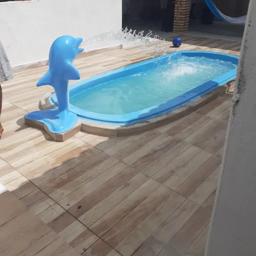 ? Piscina de fibra para transformar seu espaço em diversão.