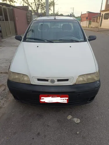 Fiat Strada Working 1.5 MPI 8V CE (álcool) 2002