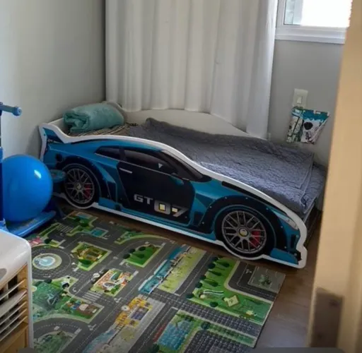 Cama infantil de carro