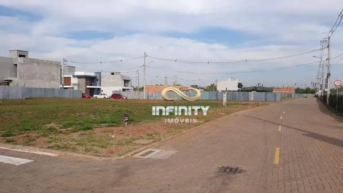 Terreno à venda, 268 m² por R$ 380.000,00 - Condomínio Central Square - Gravataí/RS