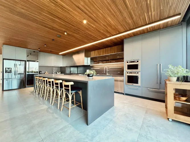 MAISON HERITAGE | 366m², 4 Suítes (máster com hidro) e 4 vagas de garagem Alto padrão por