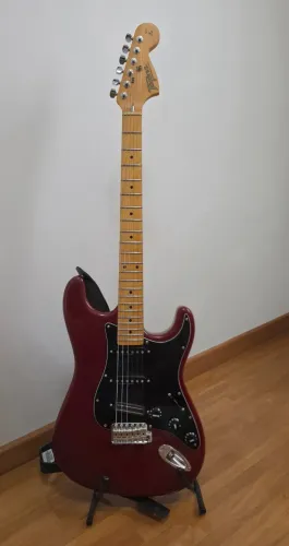 Guitarra Tagima T635