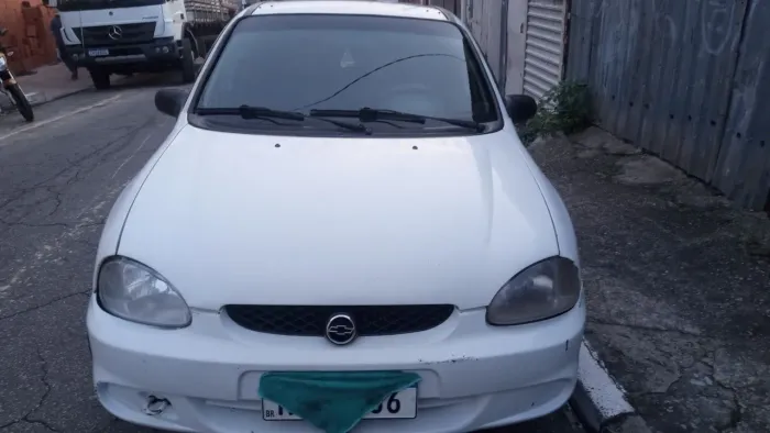 Chevrolet Corsa Sedan 1.0 MPFI 8V 71cv 4P 2004